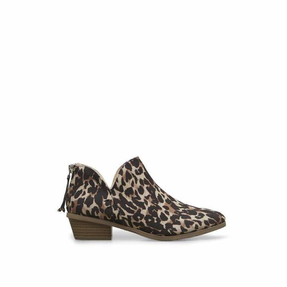 Kenneth Cole REACTION Women's Side Way Low Heel Ankle Bootie, Leopard, 7 M US - Picture 1 of 1